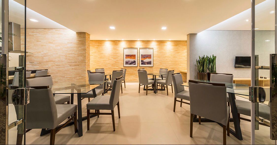Apartamento à Venda, Edifício  Reserva Santana, 75m² úteis, 2 quartos sendo  1 suíte, mobiliado  - Gleba Fazenda Palhano- Londrina, PR