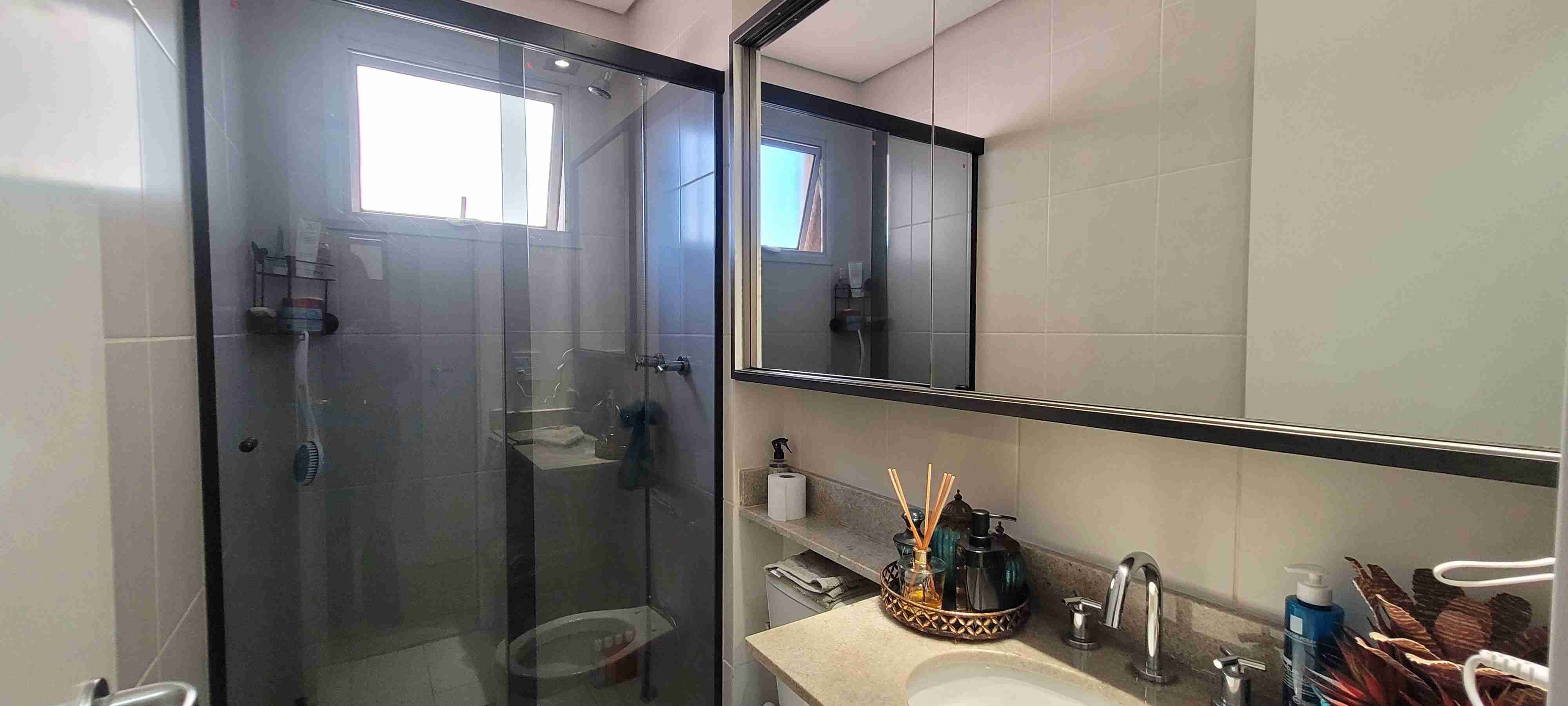 Apartamento à venda no Edifício Victoria Parque,2 quartos,Gleba Fazenda Palhano, Londrina, PR