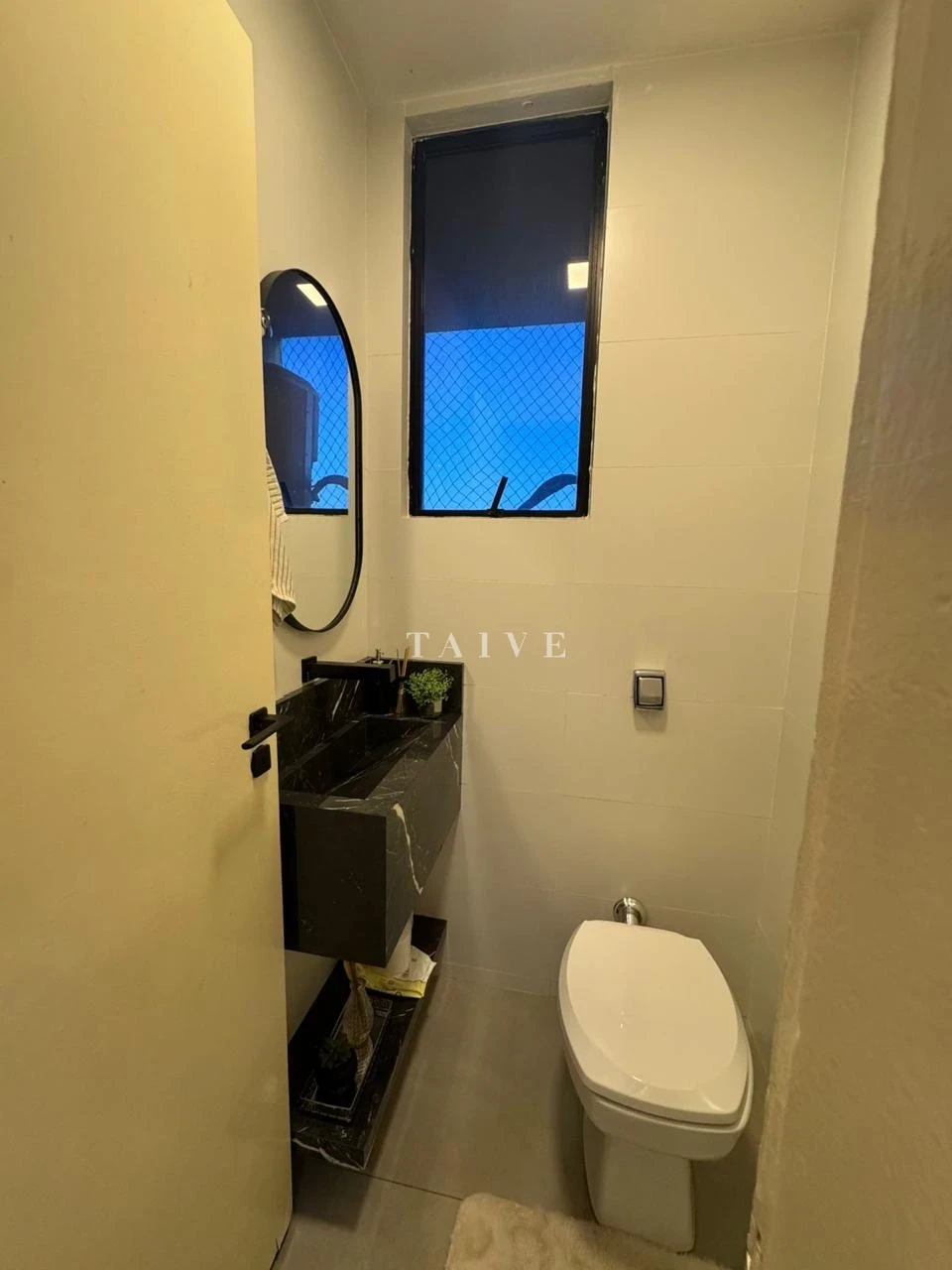 Imagens do imóveis Sala Comercial à Venda e para Locação no LondriCenter, 40 m²  no Centro de Londrina