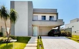 Sobrado à venda, Alphaville 2, 285m² úteis, 4 suítes, sendo uma com hidro e closet, completo planejados, piscina, 4 vagas-  Vivendas do Arvoredo,