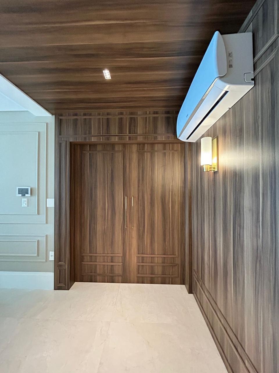 Apartamento  à venda CARTIER FRENTE MAR, Meia praia, 180M² úteis, 4 suítes, 4 vagas,  finamente mobiliado - Meia praia, Itapema, SC