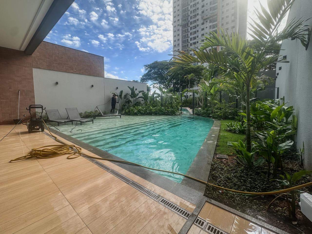 Apartamento à venda, Edifício Sense, 79m² úteis, 2 quartos (1 suíte), andar alto, ampla sacada com churrasqueira - Terra Bonita, Londrina, PR