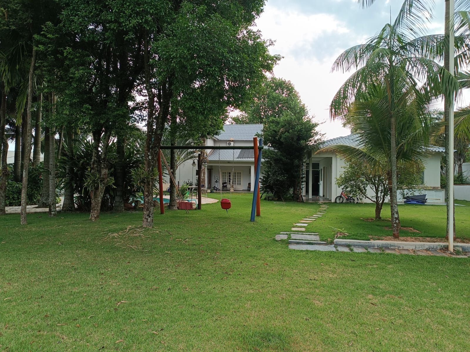 Casa à venda, 4 suítes, 550 m², Condomínio Estância Bomtempo, Recanto do Salto, Londrina, PR