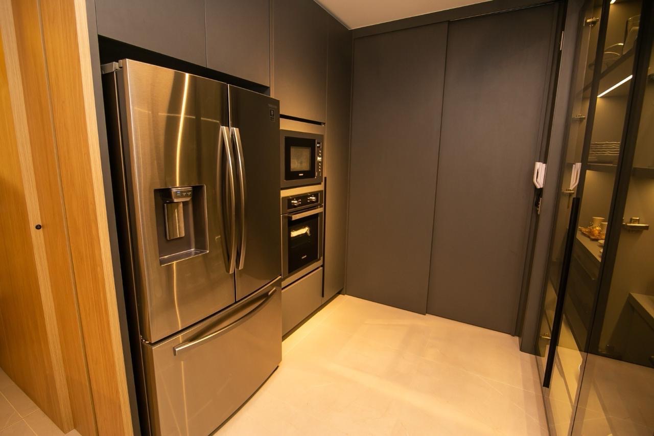 Apartamento a venda , Edifício Absoluto,  167m² úteis, 3 suites, todo planejado, andar alto, elevador privativo- Gleba Fazenda Palhano, Londrina,