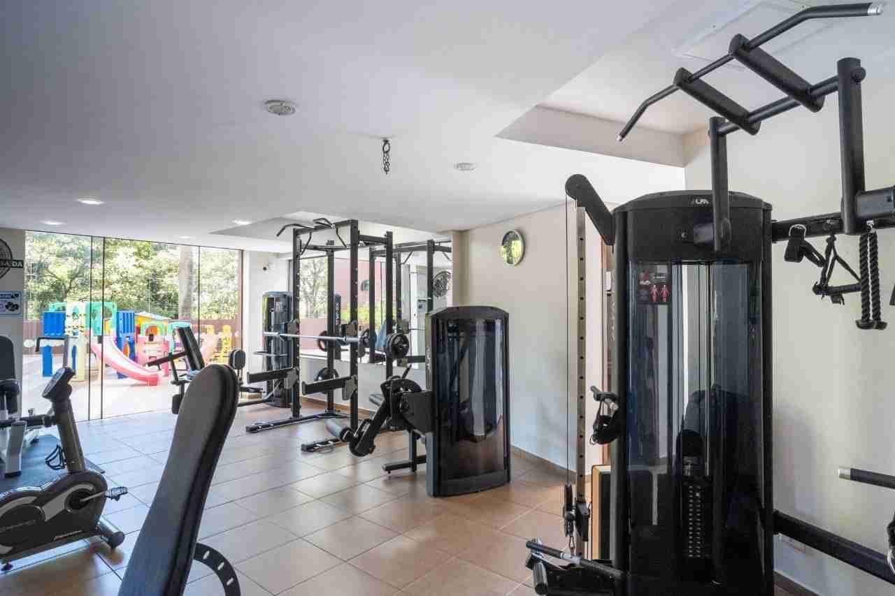 Apartamento à venda no Edifício Palais Lac Dor, 298m² úteis, 4 quartos sendo 2 suítes, 4 vagas, próx  ao lago Igapó - Jardim Londrilar- Londrina,