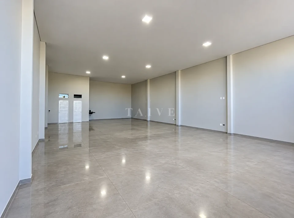 Imagens do imóveis Aluga-se e vende-se imóvel recém construído próximo aos condomínios do Parque Taua, zona leste, Londrina/PR - com 176 m² de área útil