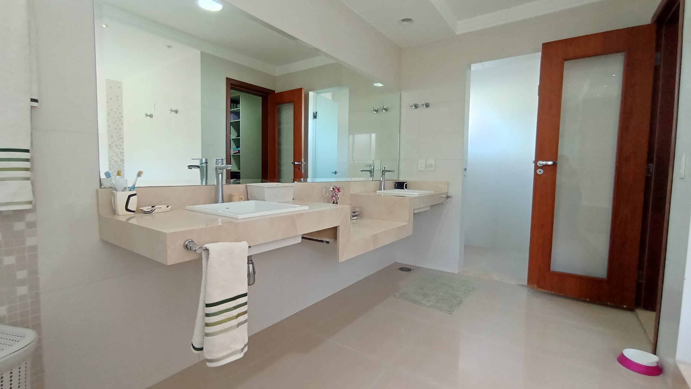 Casa à venda, Royal Park Resort, 4 suítes - Piscina -  Londrina, PR