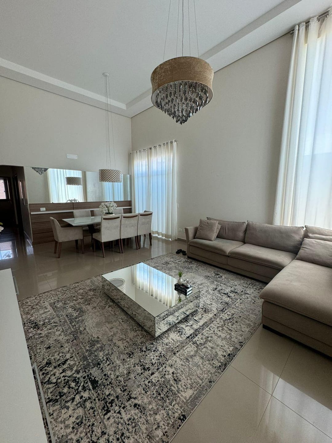 Casa à venda, Condomínio Morada das Flores, 160m² úteis, 3 quartos sendo 1 suíte, todo planejado -  Cambé/PR