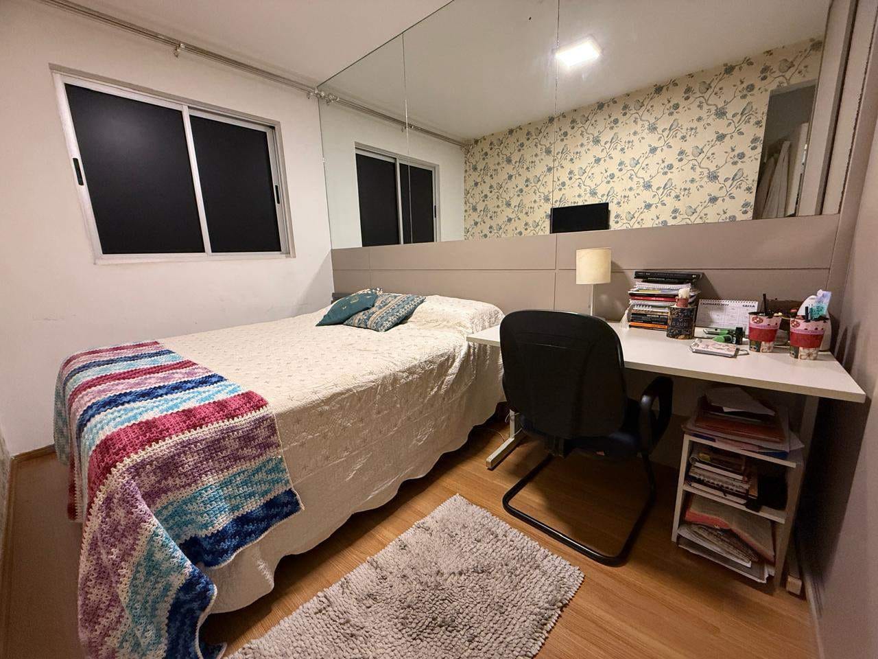 Apartamento à venda, Ed. Marco dos Pioneiros  2 Dorm, Mobiliado, Sacada c/ Churrasqueira, Andar Alto, Jard. Morumbi, Londrina, PR