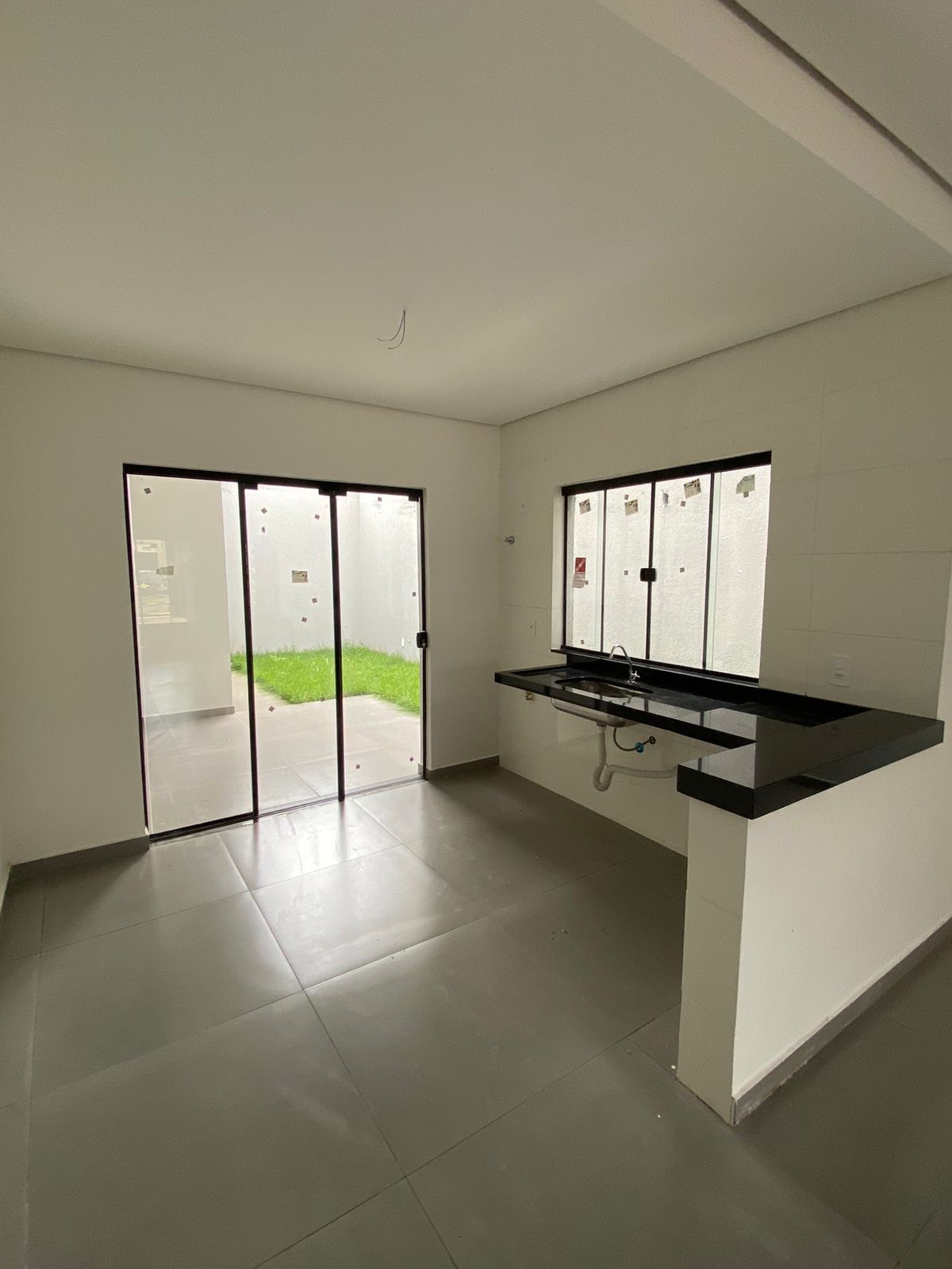 Sobrado à venda próximo ao Parque Taua, Londrina/PR