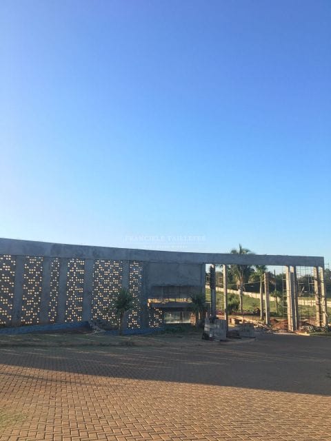 Imagens do imóveis Terreno a venda total  1562m²- Condomínio Residencial Maanaim - Londrina Pr