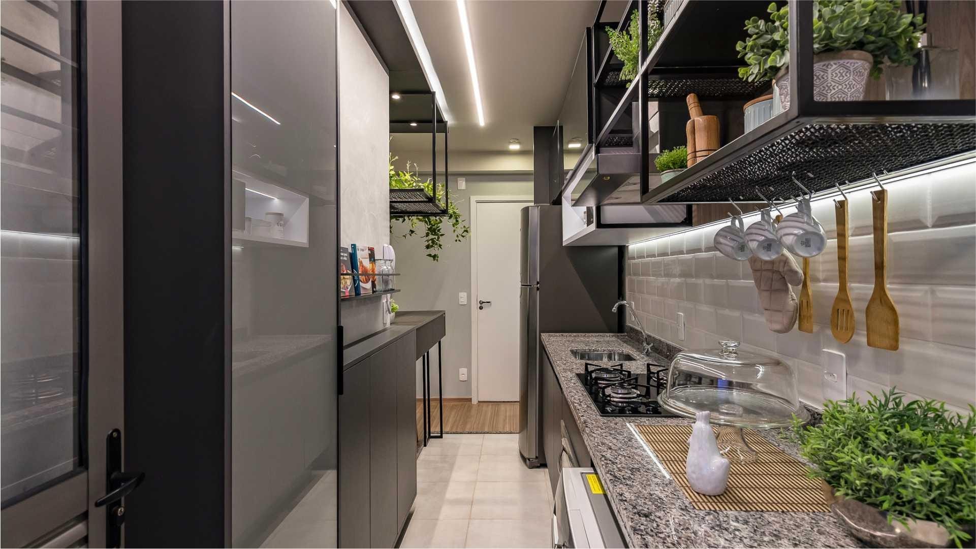 Apartamento à venda, Sunny Downtown,  64m2 uteis, 2 Dormitorios, Sendo 1 Suite, Sala Estendida, Sacada com Churrasqueira, Bairro: Marco Zero, Lon