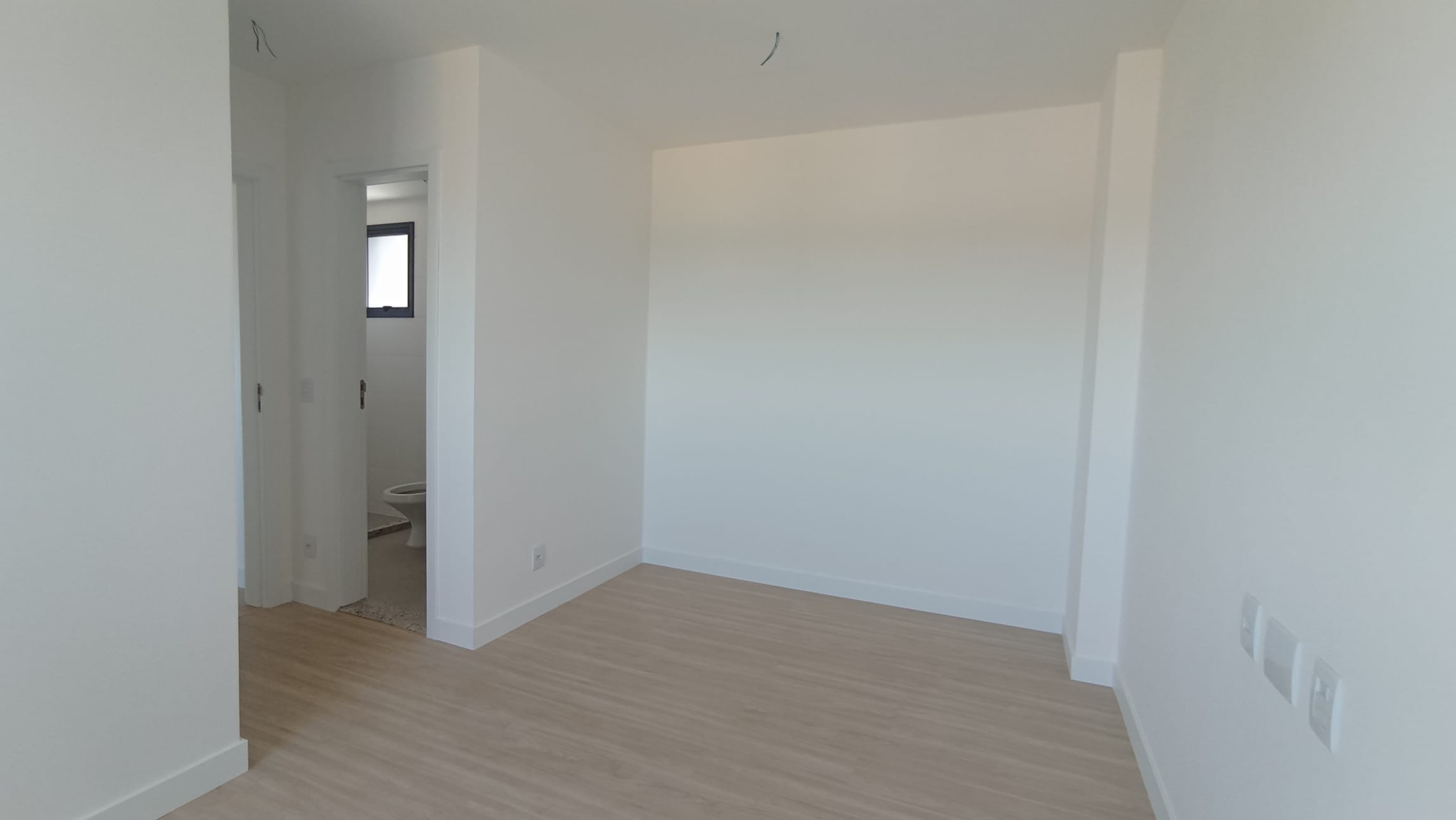 Apartamento 84m² à venda, Edifício Mind, 3 quartos, 2 vagas, Sacada com churrasqueira  - Terra Bonita - Londrina/PR