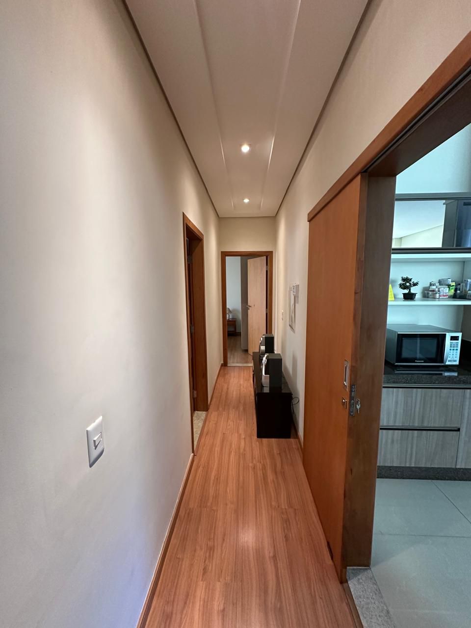 Casa à venda, 3 quartos sendo 1 demi suite, 360 m², Condomínio  Ville Campestre, Londrina, PR