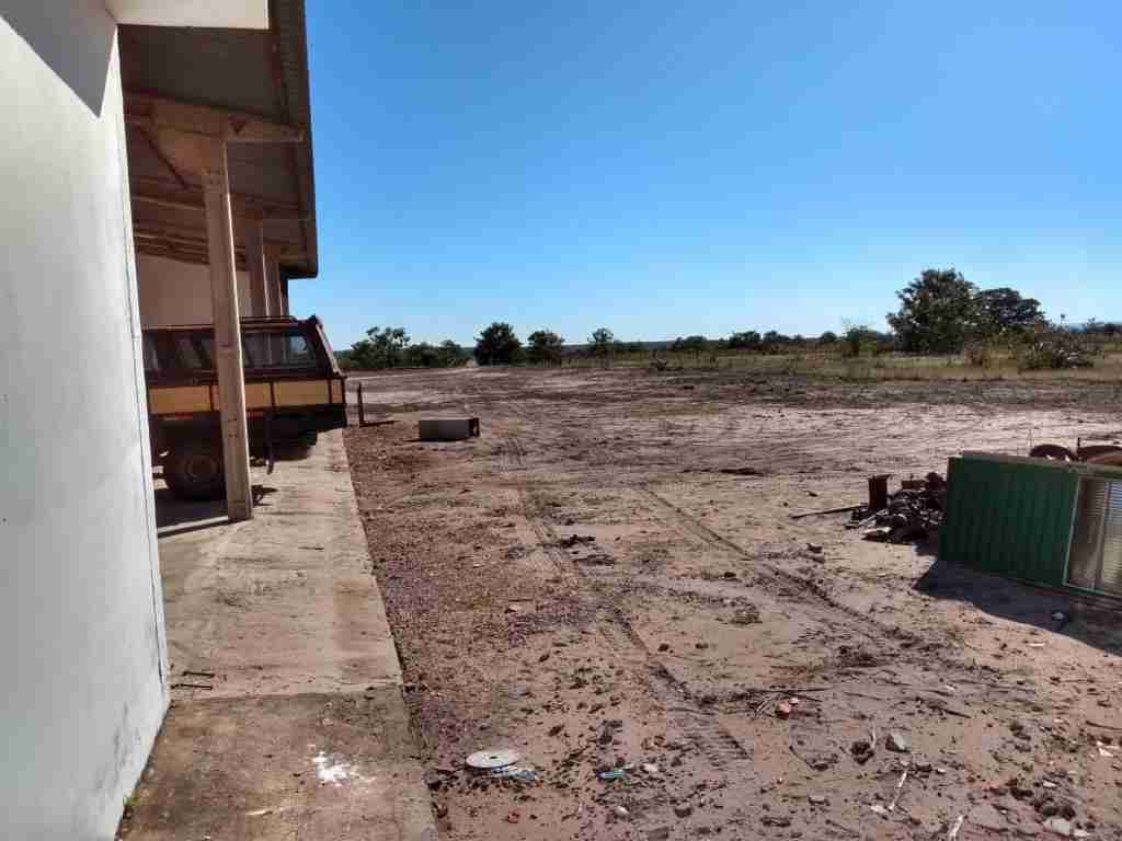 Fazenda 3000 hectares à venda , área plana, casa sede, barracão, poço artesiano, internet e 63 km da cidade de Campos de Julio MT