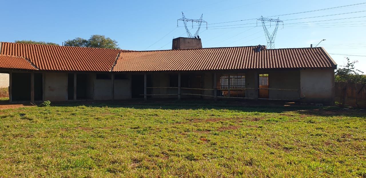 Chácara à Venda 4952m², Dom Pedro I, 50m da Av. Saul Elkind-  Londrina, PR