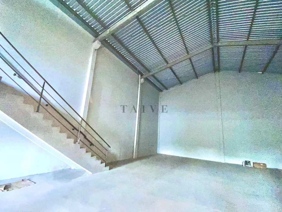BARRACÃO PARA VENDA OU LOCAÇÃO COM 300m² DE CONTRUÇÃO EM CAMBÉ/PR - Loteamento Residencial Portal do Lago, Cambé