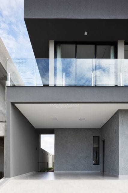 Sobrado a venda no Condominio Moradas do Vale, 186m² úteis, 3 suítes, escritório, decorado - Londrina
