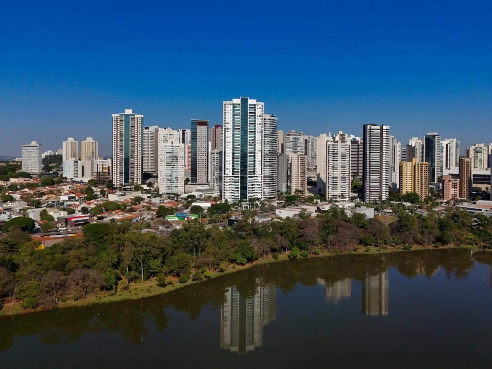 Apartamento à venda Condomínio Maison Heritage alto padrão, 388 m²,4 suítes, 6 banheiros, 4 vagas de garagem, Próximo Lago Igapó, Gleba Palhano, 