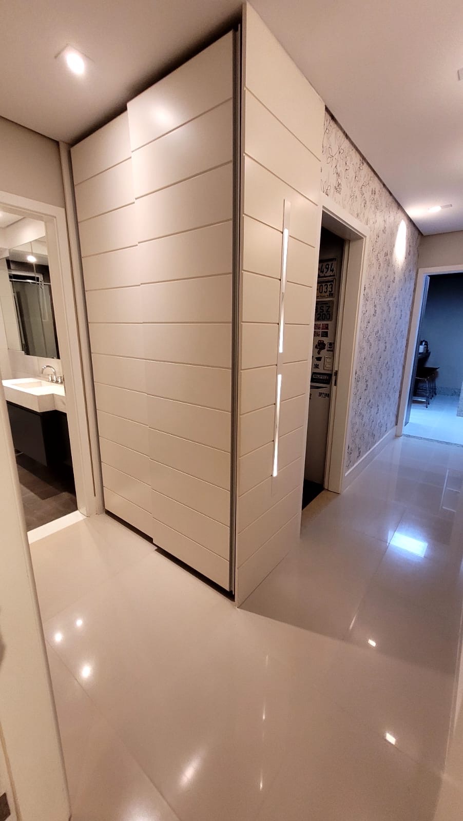 Apartamento à venda no Palazzio Di Cesare, Bela Suiça, Londrina, PR