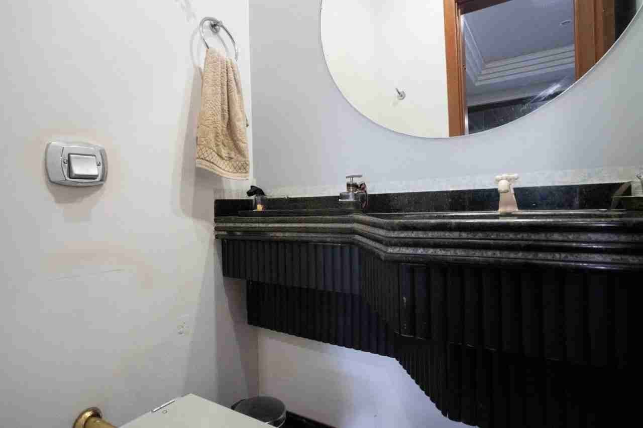 Apartamento à venda no Edifício Palais Lac Dor, 298m² úteis, 4 quartos sendo 2 suítes, 4 vagas, próx  ao lago Igapó - Jardim Londrilar- Londrina,