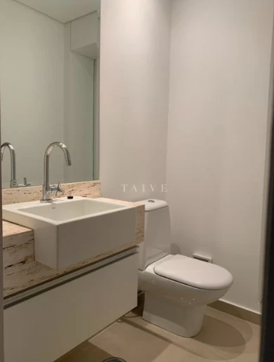 Aluga-se apartamento com 4 quartos, 3 vagas de garagem, no Edifício  Torre Valverde, Gleba Palhano, Londrina