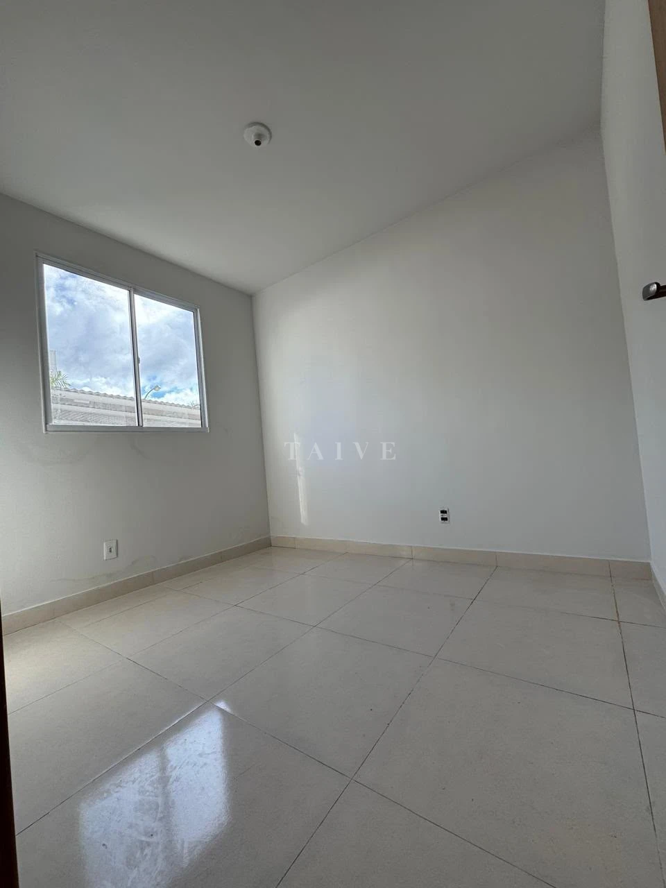 Imagens do imóveis Apartamento para Locação no Spazio La Traviata, 44 m², 2 Quartos, 1 Vaga, Londrina-PR