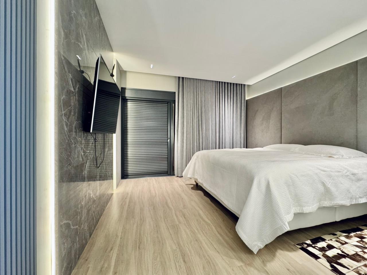 Casa com Porteira fechada no condomínio Sun Lake -  Londrina, PR