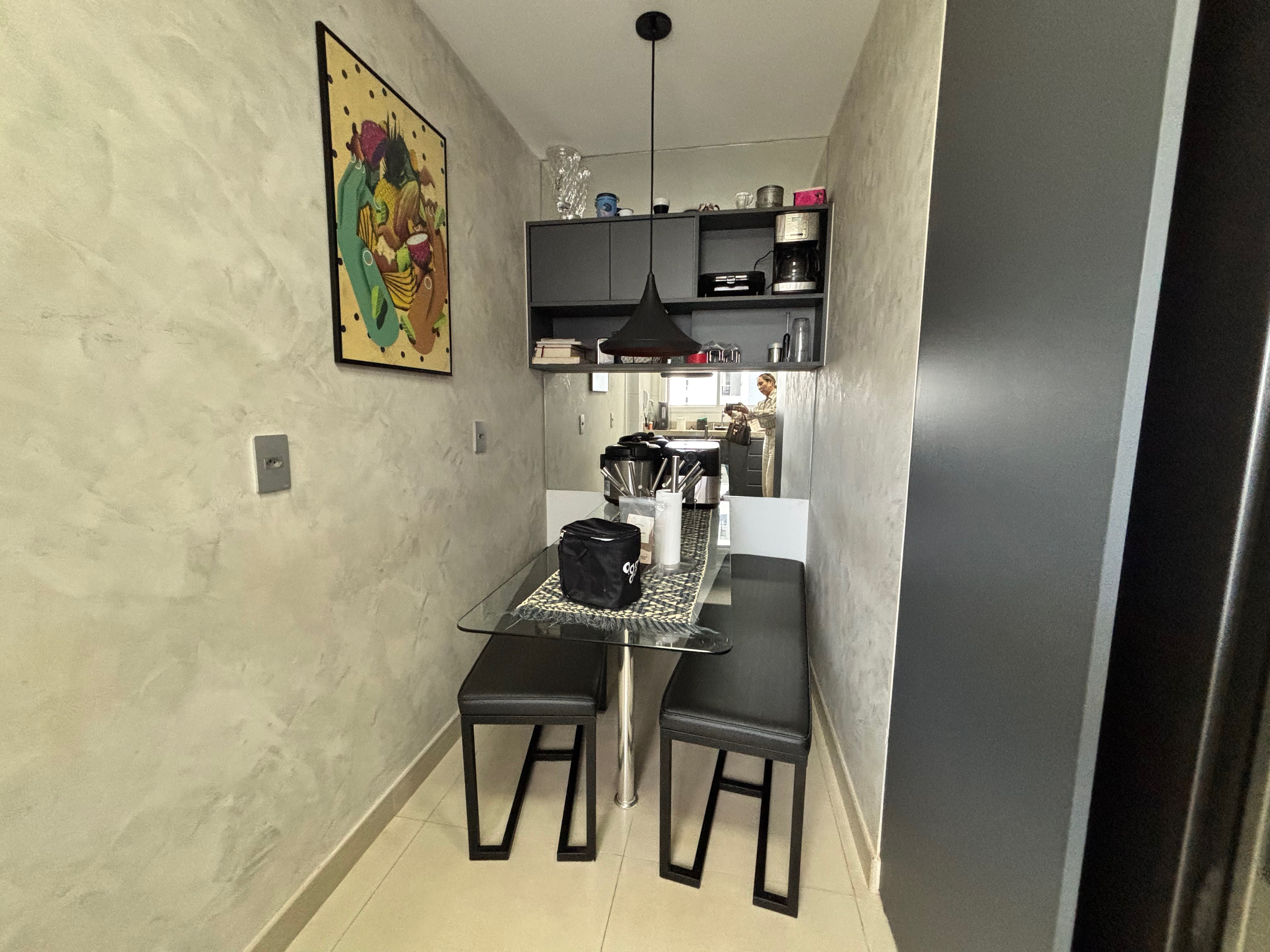 Apartamento à venda, Edifício Vert, 3 quartos sendo 1 suíte, 3 vagas, andar alto, mobiliado - Gleba Fazenda Palhano, Londrina, PR
