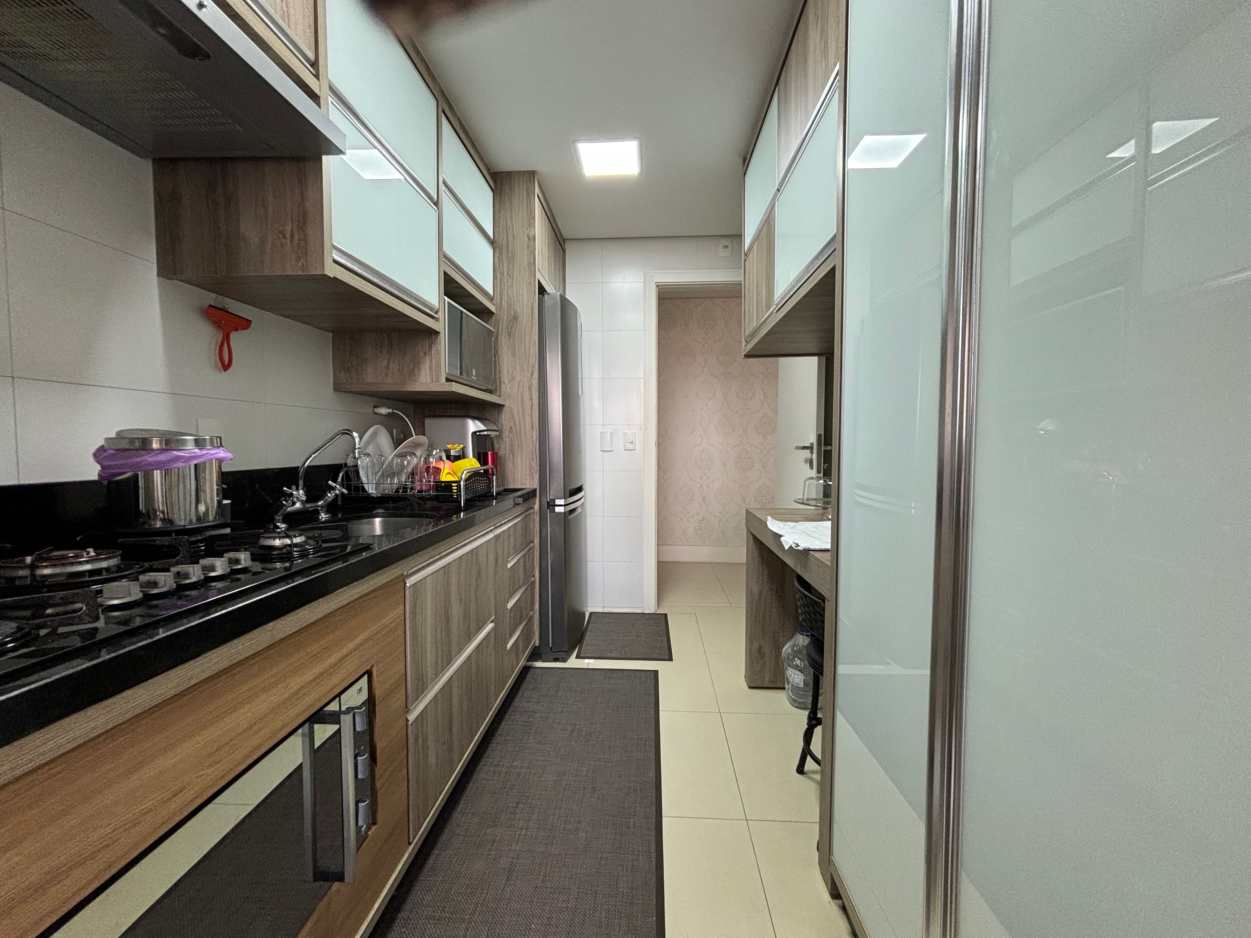 Apartamento 103m² à venda, Ed.Villa Solare, 3 quartos (sendo 1  suíte), 3 vagas, Gleba palhano - Londrina, PR