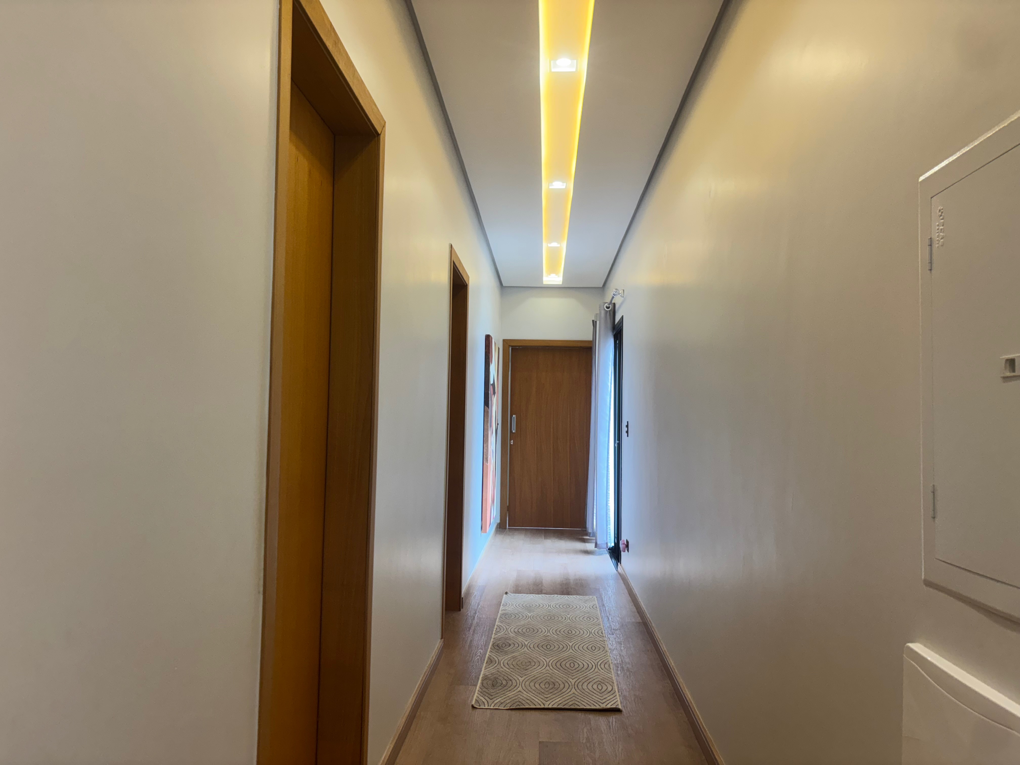 Casa térrea à venda, Condomínio Sun Lake, 249m² de construção, 3 suítes, 4 vagas  - Recanto do Salto, Londrina, PR