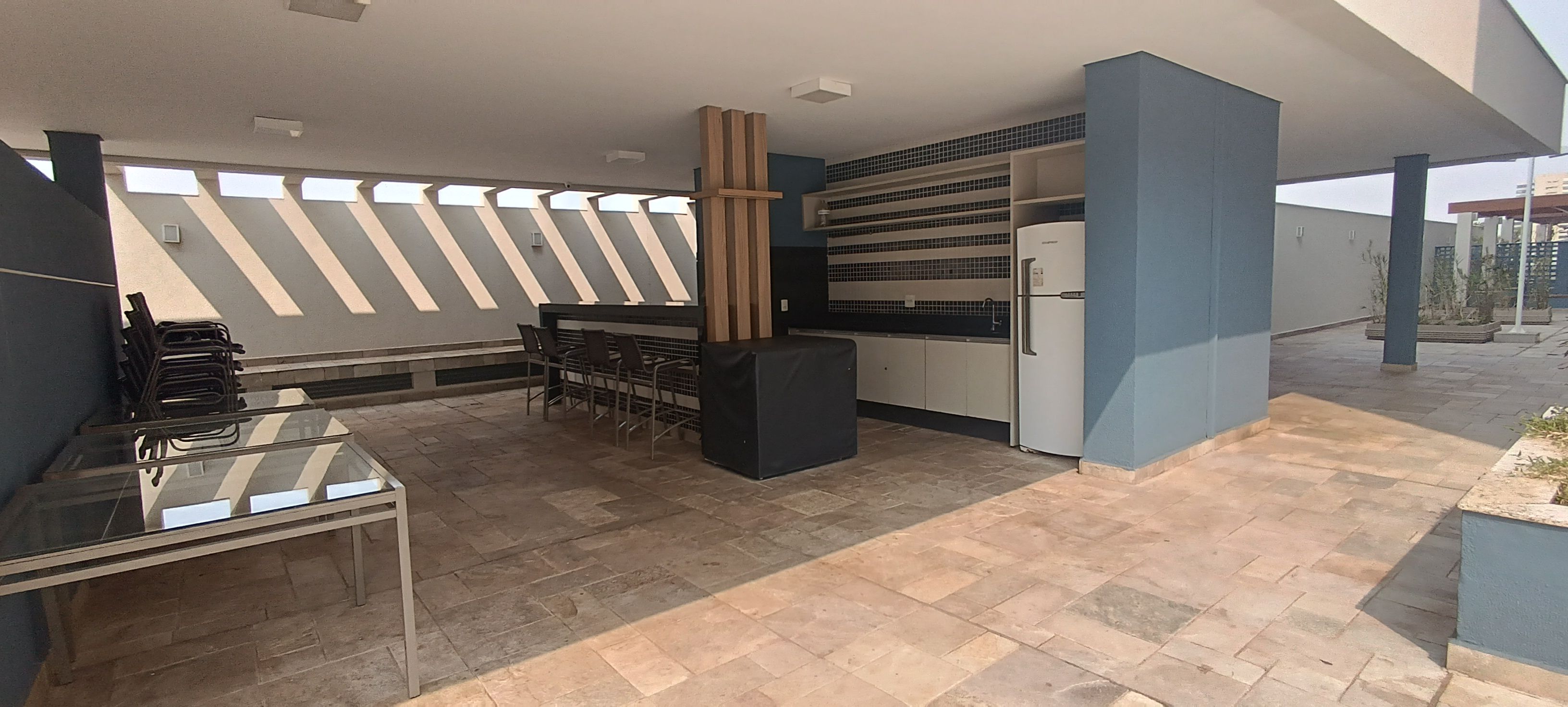 Apartamento à venda, Edifício Aquaparque, 69m², 2 quartos sendo 1 suíte, próx Av Maringá- Vitória, Londrina, PR