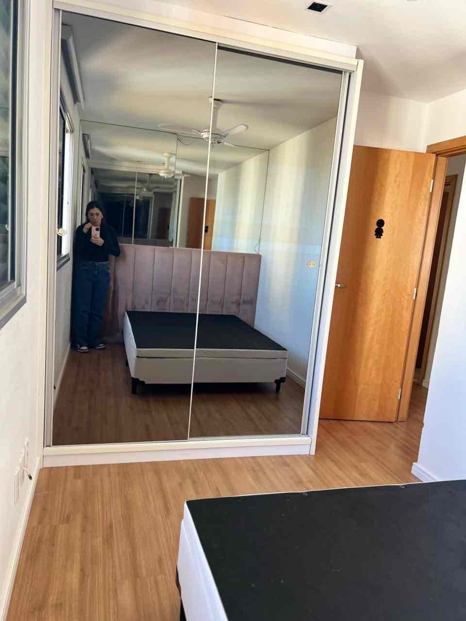 Apartamento  à Venda, Edifício Florais Eco Resort, 75m² úteis, 3 quartos sendo 1 suíte, andar alto, completo armários - Gleba Fazenda Palhano, Lo