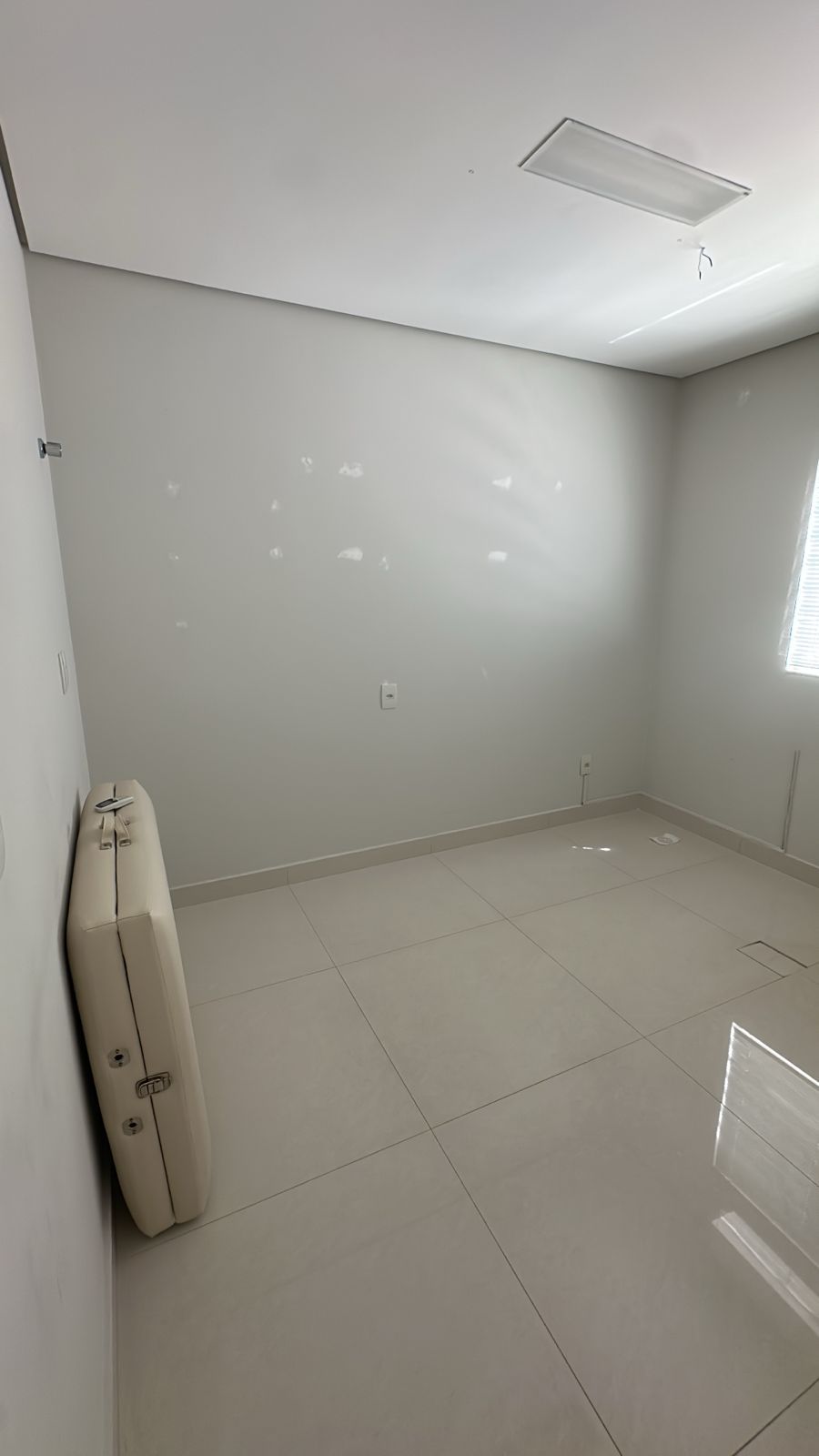 Sala para locação,profissionais da área da saúde, 11 m², Jardim Country Club, Londrina, PR