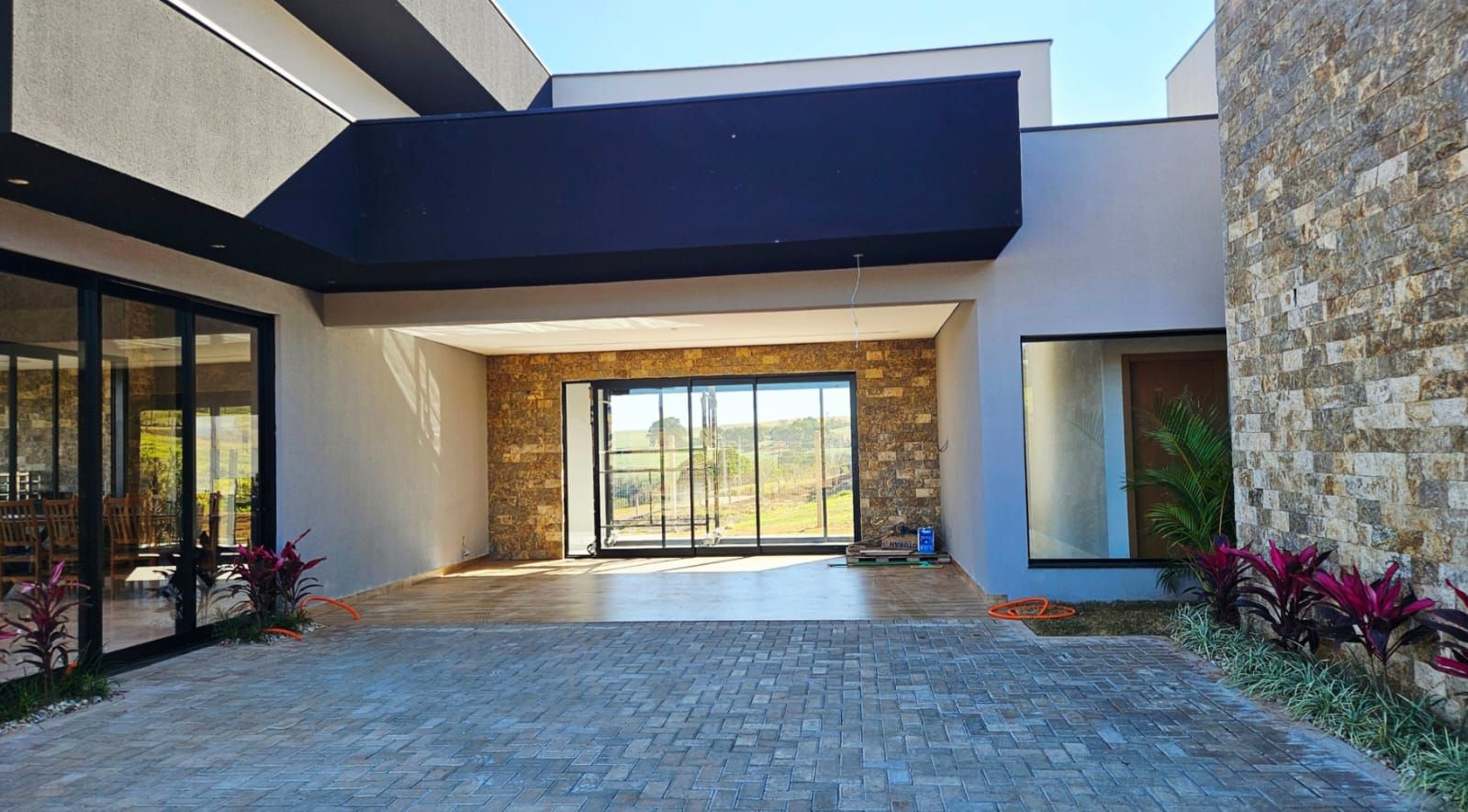 Casa para venda, 3 suítes sendo 1 suíte master, 1500 m², Ecovillas do Lago, Sertanópolis, PR