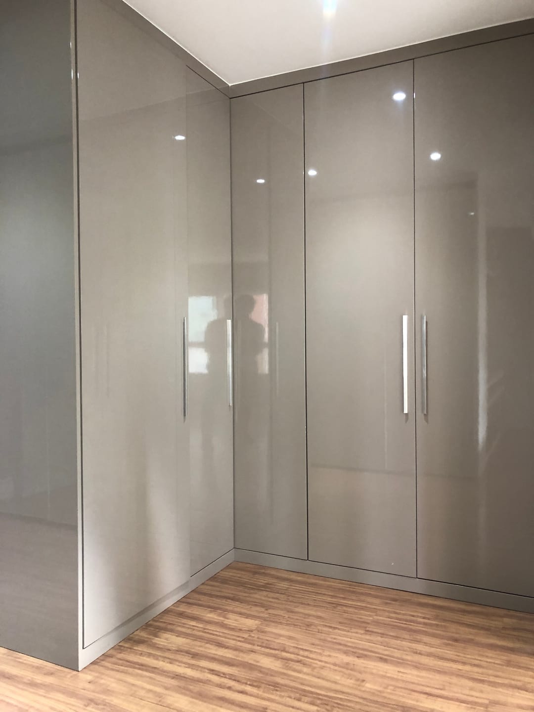 Apartamento à venda, Edifício Le Blanc, 236m² úteis, 3 suítes, 4 vagas, elevador privativo, ampla varanda gourmet - Gleba Palhano, Londrina, PR