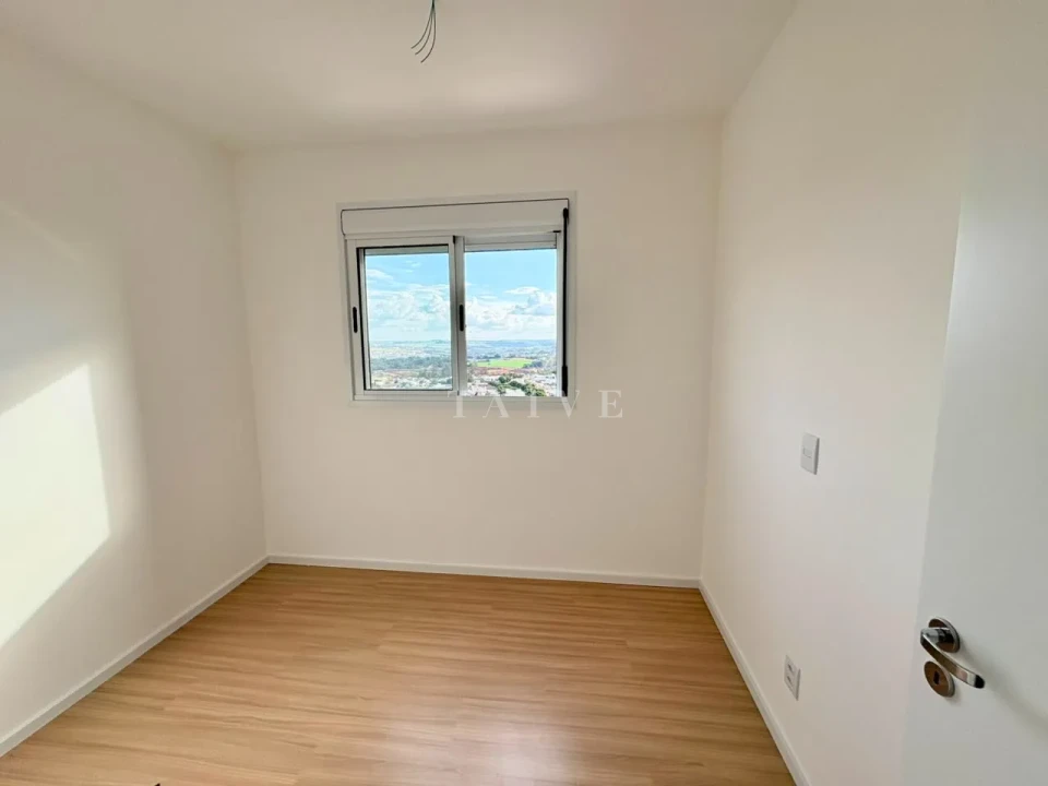Apartamento À Venda pronto para morar no condomínio Wood da Vanguard, com 3 quartos (sendo 1 suíte), com 167 m², Terra Bonita, Londrina