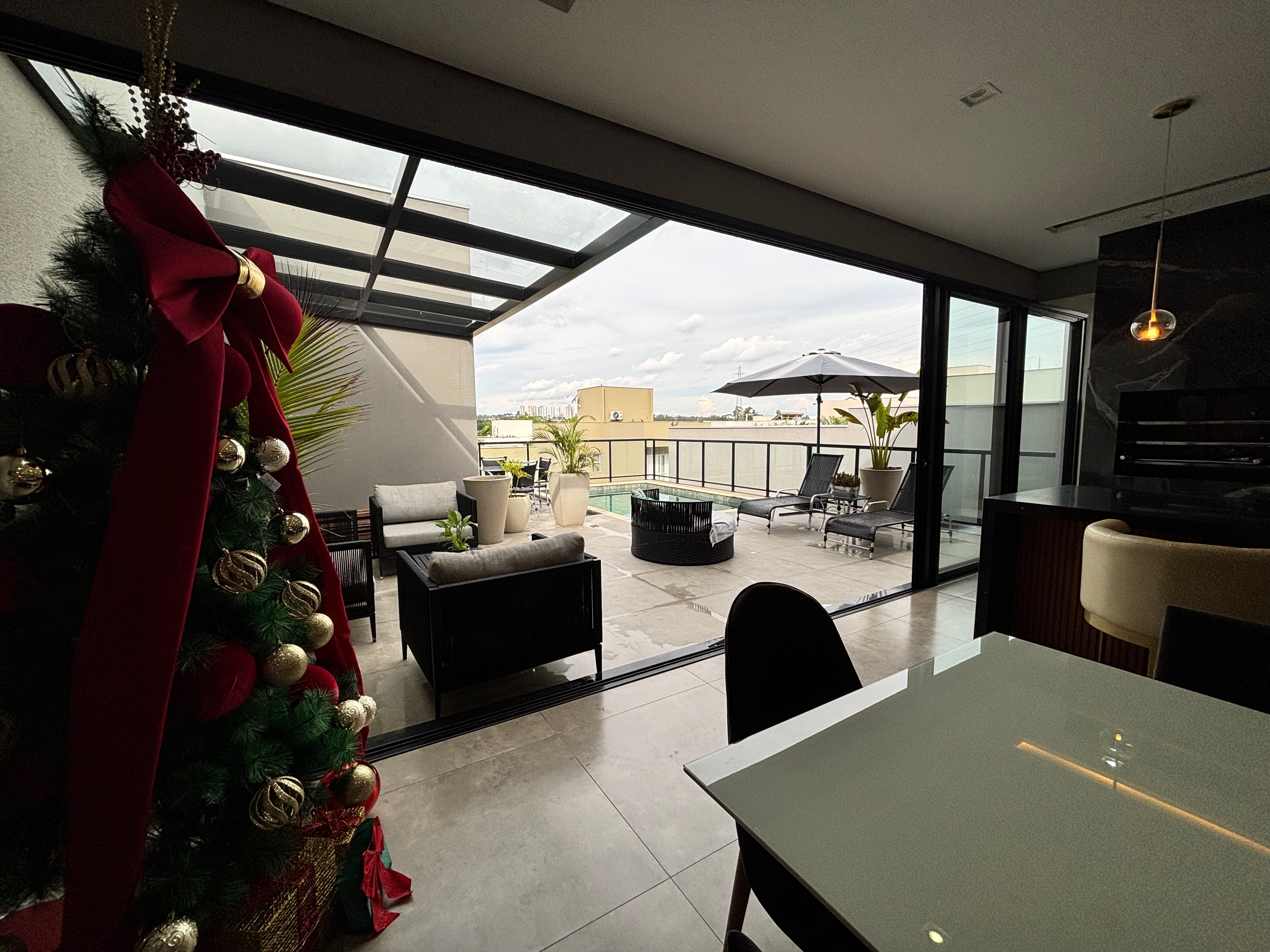 Casa térrea à venda, Condomínio Sun Lake, 249m² de construção, 3 suítes, 4 vagas  - Recanto do Salto, Londrina, PR