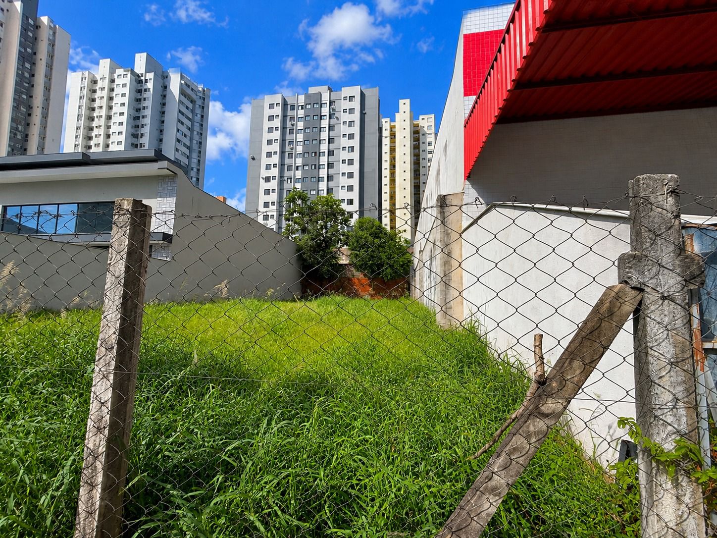 Terreno à venda, 422.5 m², Av. Juscelino Kubitscheck, Centro, Londrina, PR
