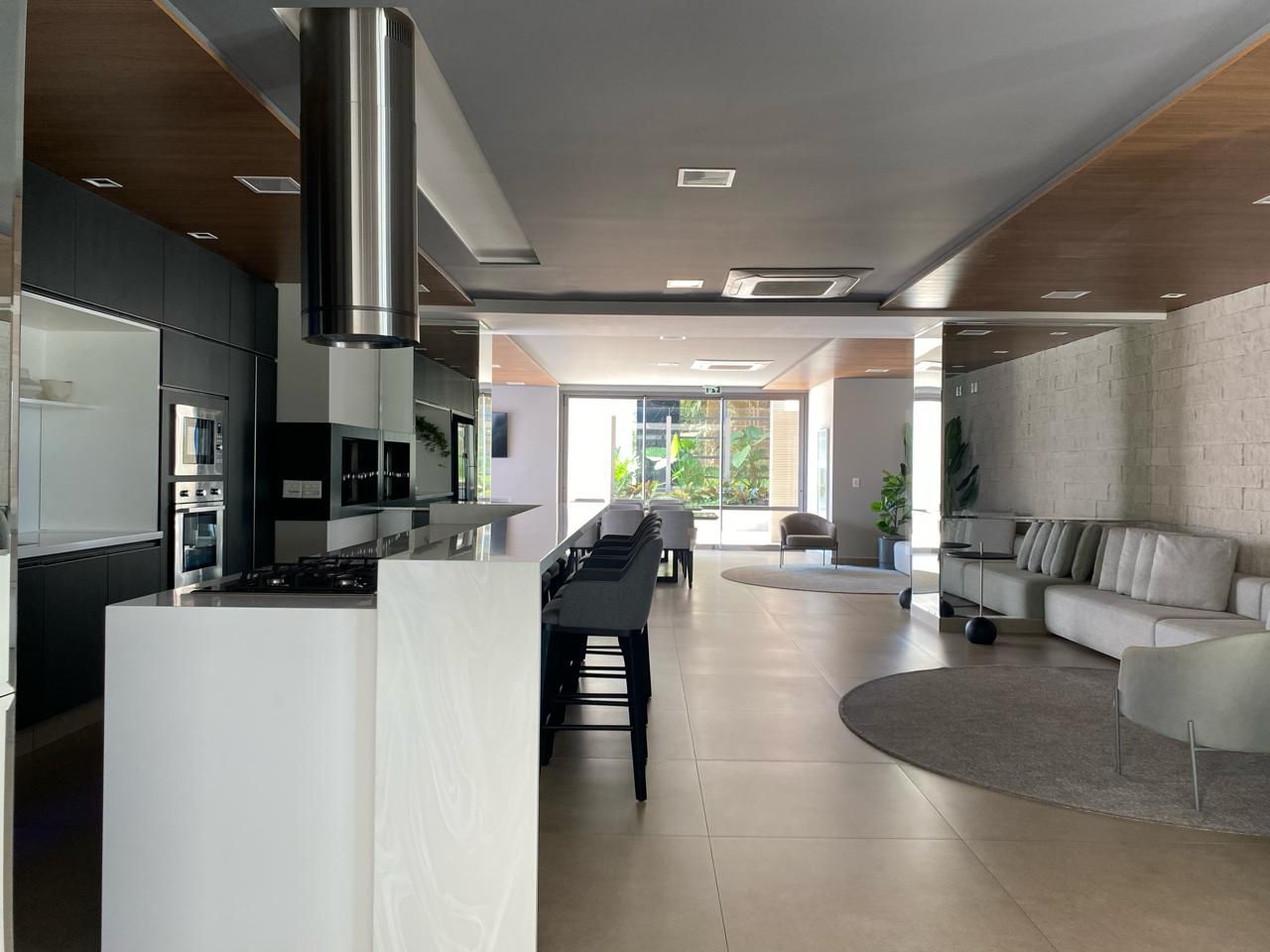 Apartamento à venda, Edifício Grand Palais,  216m² úteis, 3 suítes, sacada c/ skinglas, elevador privativo, 3 vagas , andar alto -Gleba Palhano- 