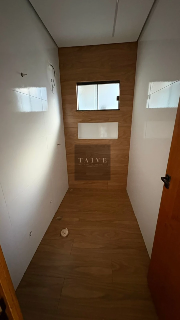 Casa à venda, 3 quartos sendo 1 suíte, 97 m², Jardim Pérola, Londrina, PR