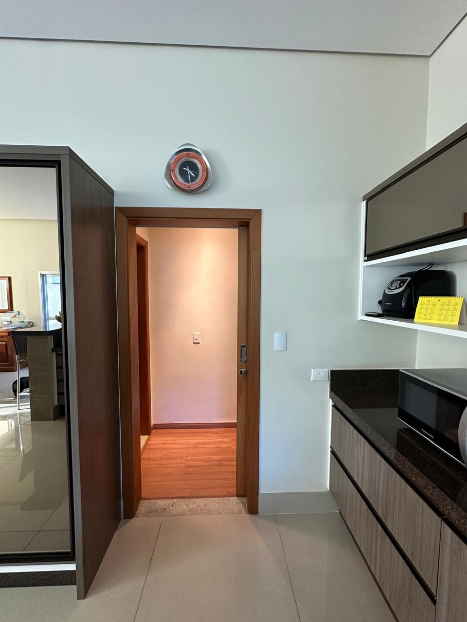 Casa à venda, 3 quartos sendo 1 demi suite, 360 m², Condomínio  Ville Campestre, Londrina, PR
