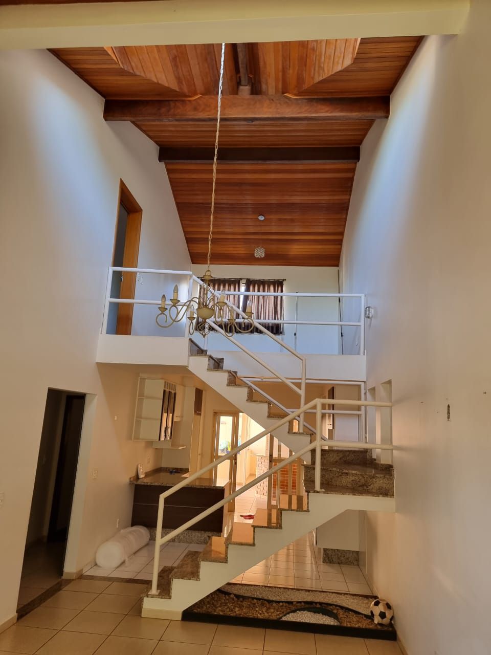 Casa  para venda,  Condomínio Havana, 190m²úteis, 4 quartos sendo 1 suíte, 02 vagas - Aragarça -  Londrina, PR