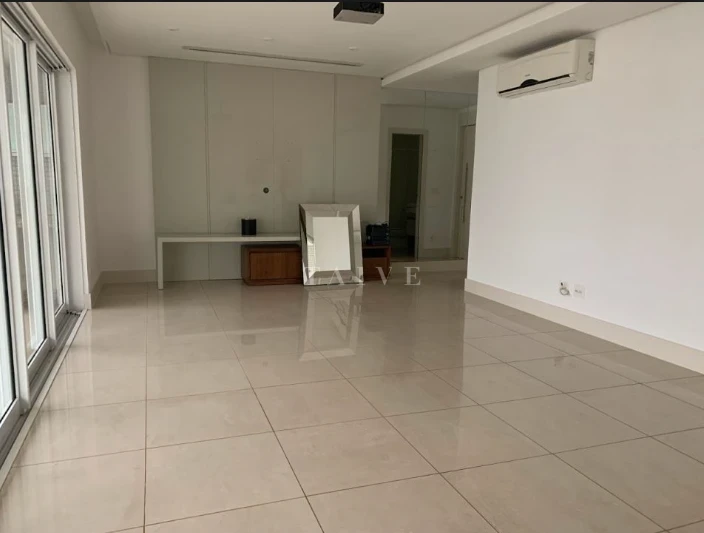 Aluga-se apartamento com 4 quartos, 3 vagas de garagem, no Edifício  Torre Valverde, Gleba Palhano, Londrina