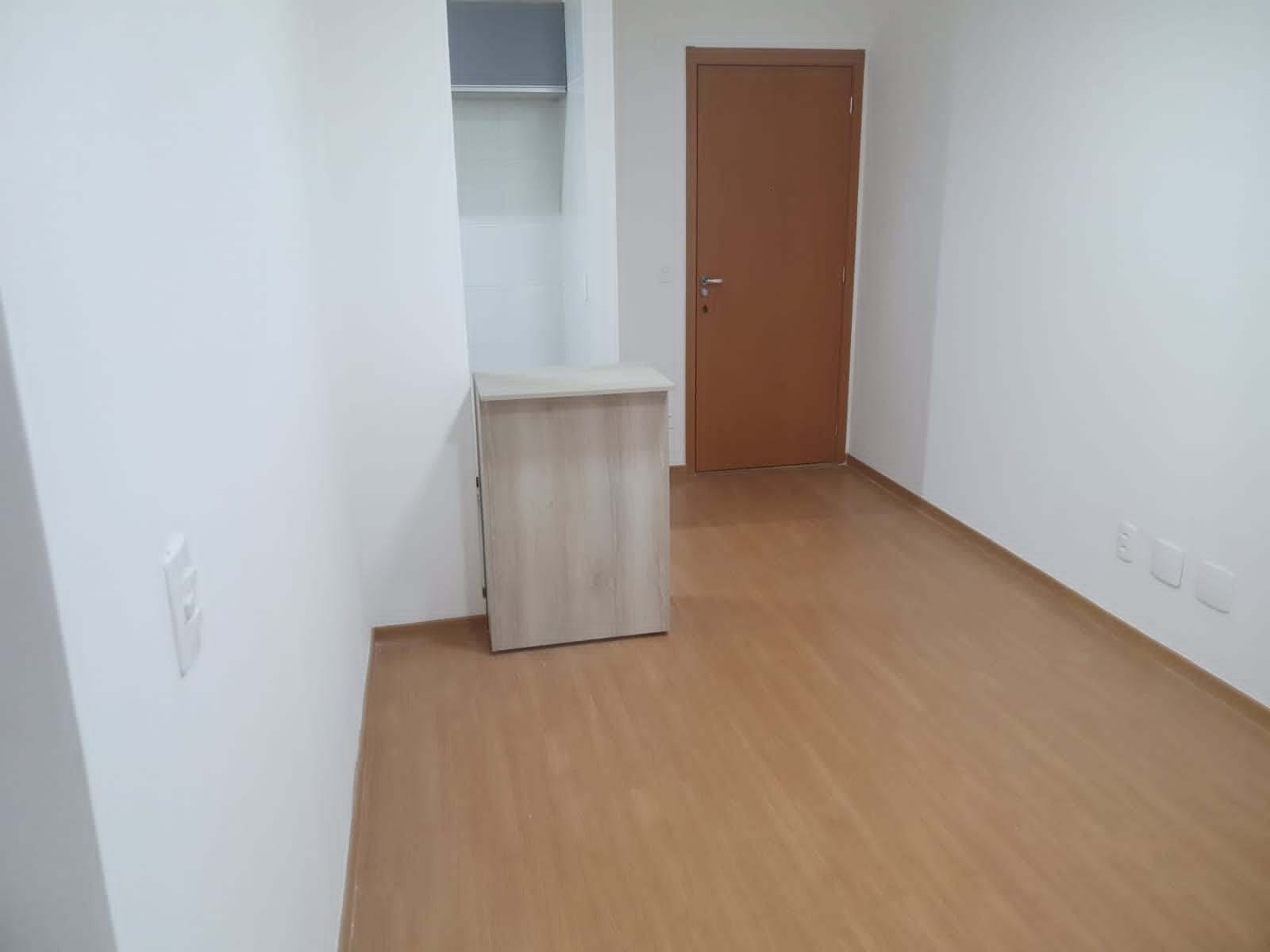 Apartamento à Venda no Edifício La Sicilia, 46m² úteis, 2 quartos, sacada com churrasqueira - Gleba Fazenda Palhano, Londrina,Paraná.