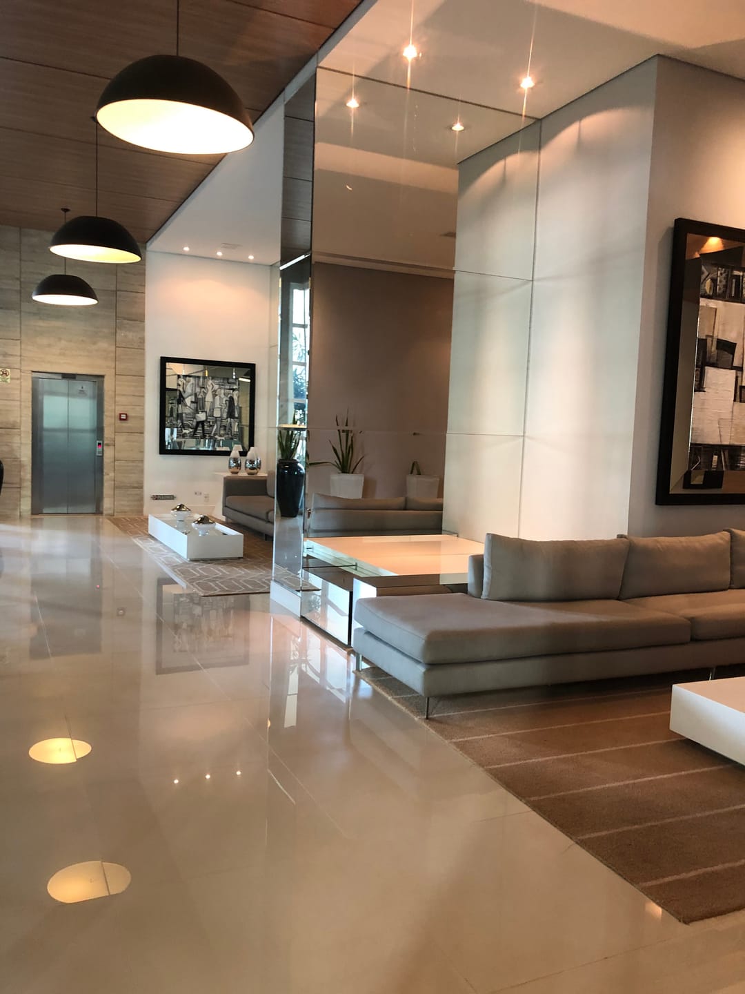 Apartamento à venda, Edifício Le Blanc, 236m² úteis, 3 suítes, 4 vagas, elevador privativo, ampla varanda gourmet - Gleba Palhano, Londrina, PR