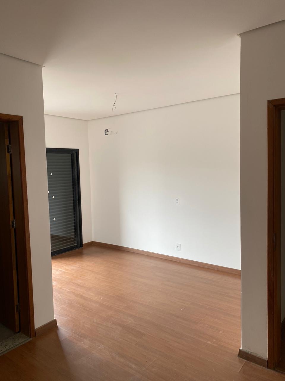 Sobrado à venda próximo ao Parque Taua, Londrina/PR