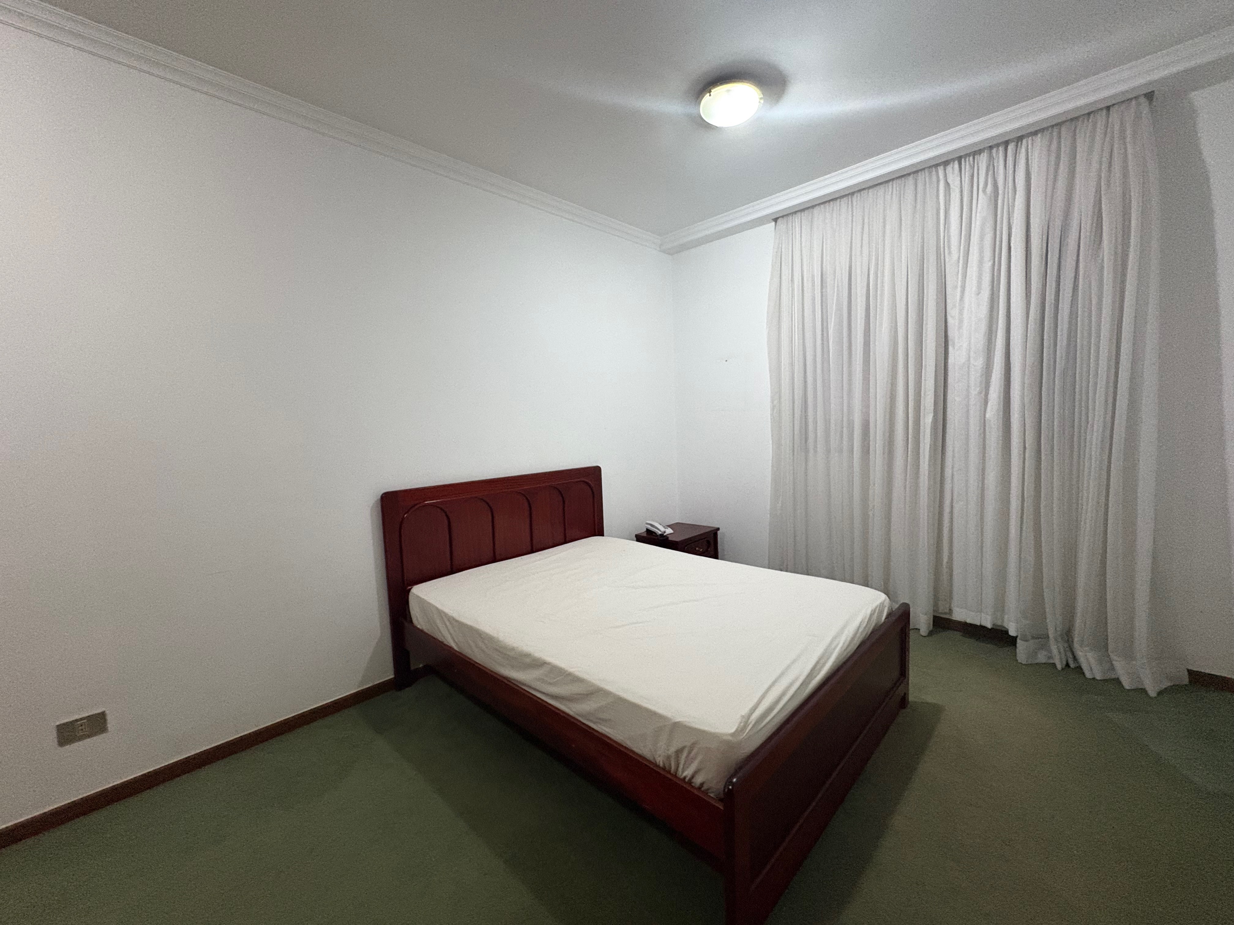 Apartamento à venda, Edifício Palais Lac Dor, 3 suítes, 5 vagas  - Londrina, PR