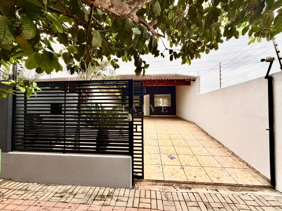 Casa 3 quartos à venda em Esperança, Londrina - foto 1