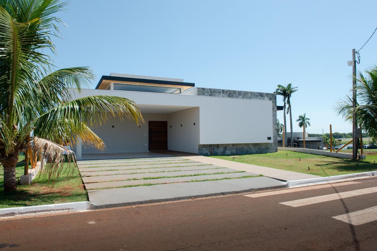 Casa à venda, 4 suites, 390 m², Estância Punta Del Este, Paranagi, Sertaneja, PR